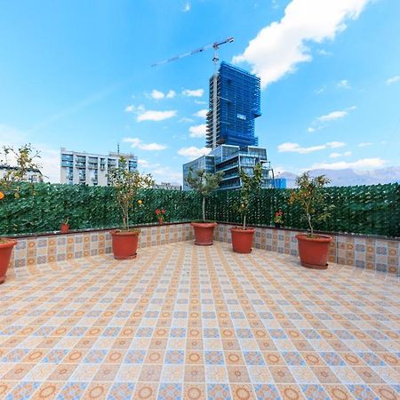One-Bedroom Rooftop Skyline Central Hidden Gem In Tirana Exterior foto